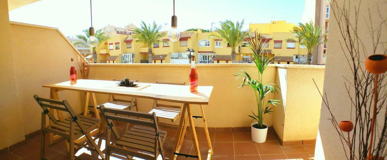 Roquetas Beach House Apartamento Fresco Con Piscina Roquetas de Mar Bagian luar foto
